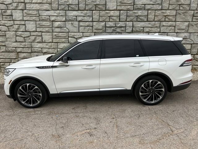 Used 2020 Lincoln Aviator Reserve w/ Equipment Group 202A AWD/4WD image 3
