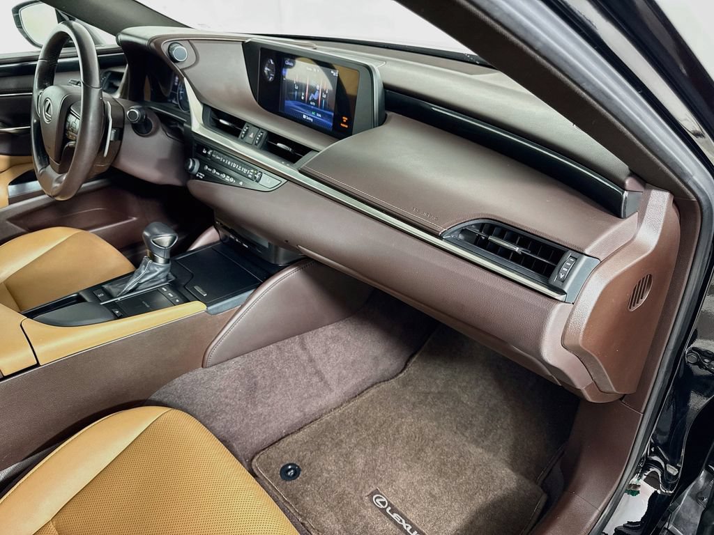 Certified 2020 Lexus ES 350 F Sport w/ Accessory Package 2 FWD image 30
