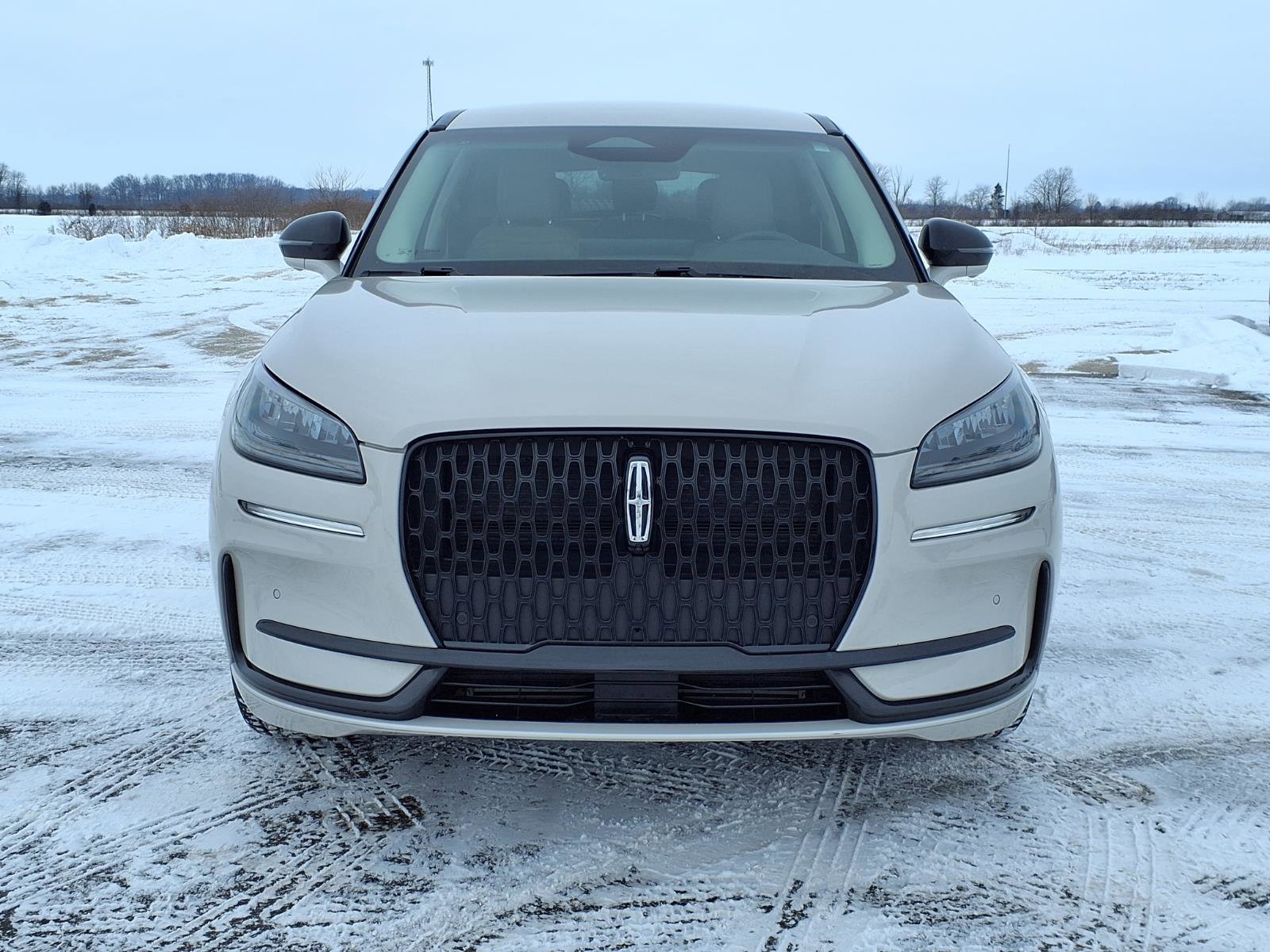 Used 2024 Lincoln Corsair Premiere w/ Equipment Group 101A image 2