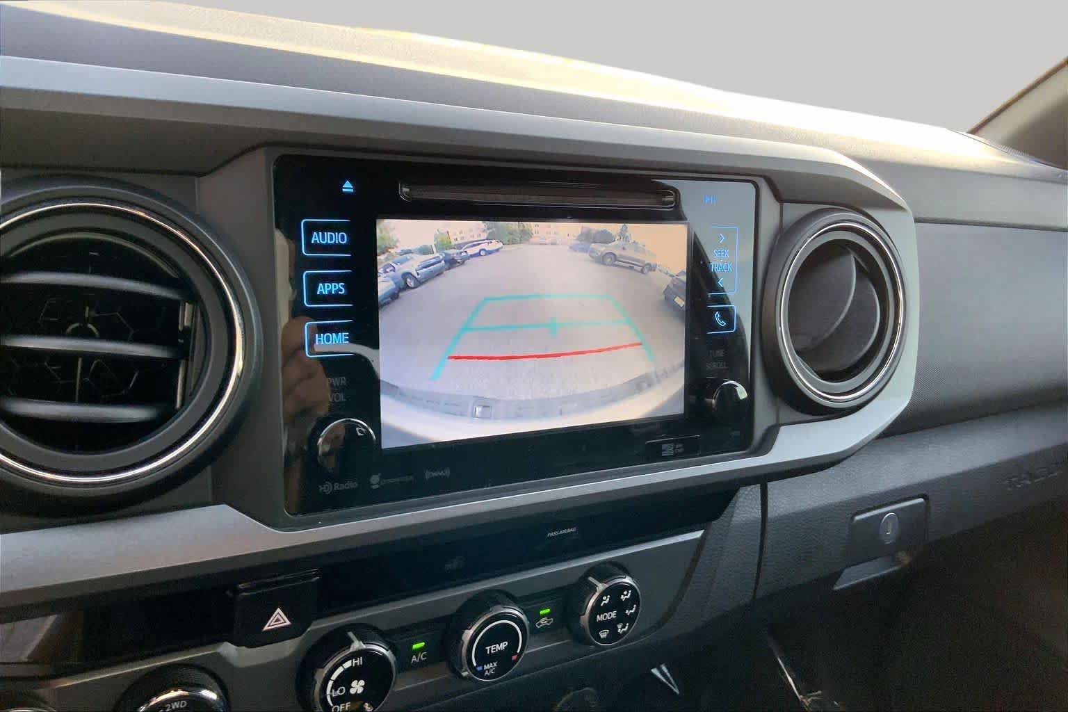 Used 2018 Toyota Tacoma TRD Off-Road AWD/4WD image 28