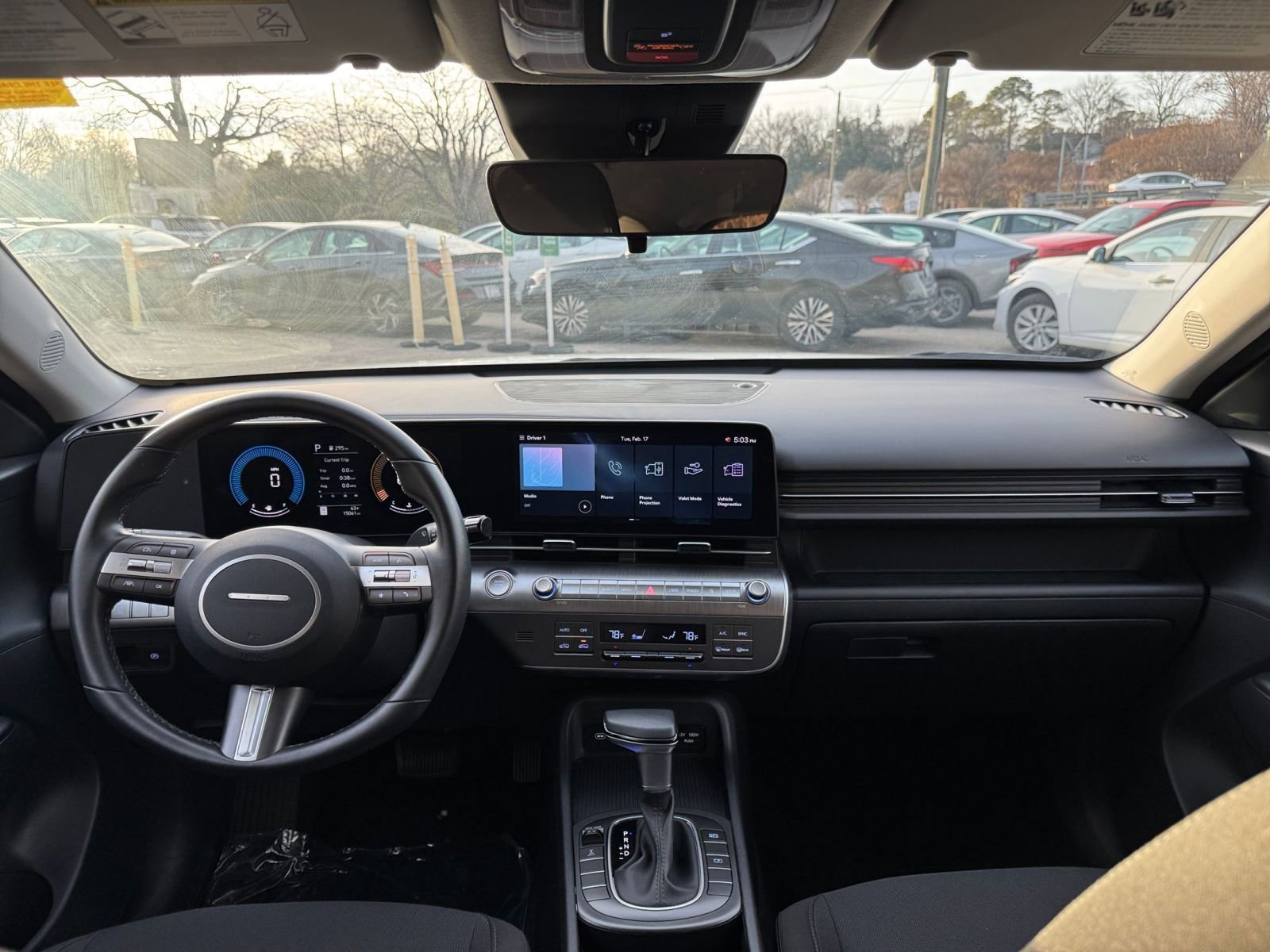 Used 2025 Hyundai Kona SEL image 29