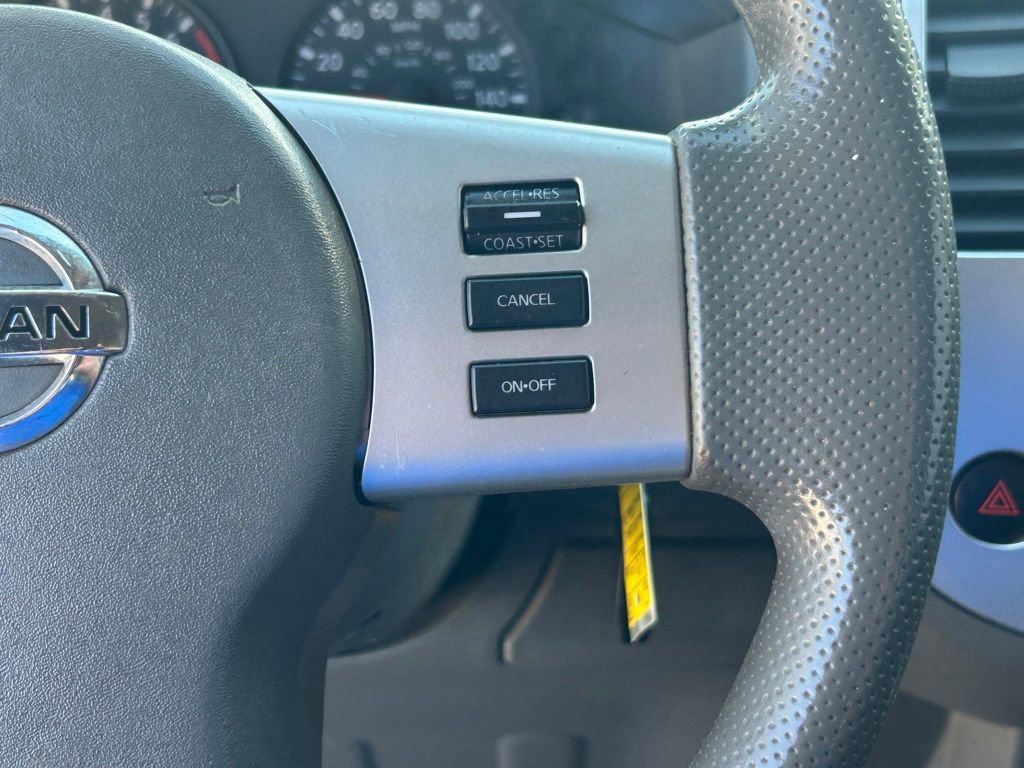 Used 2014 Nissan Frontier SV image 34