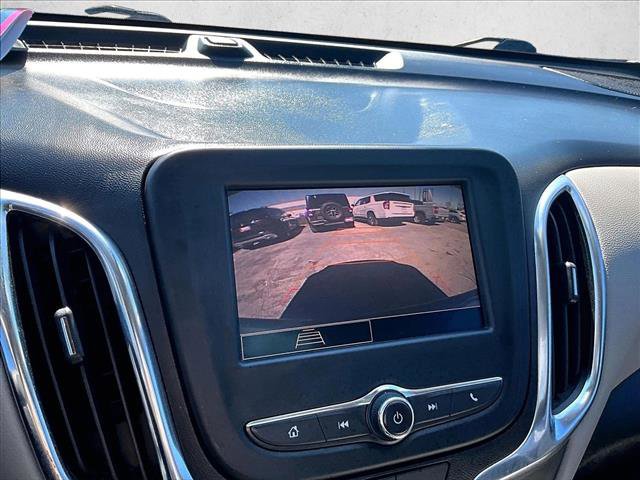 Used 2022 Chevrolet Equinox LS image 19