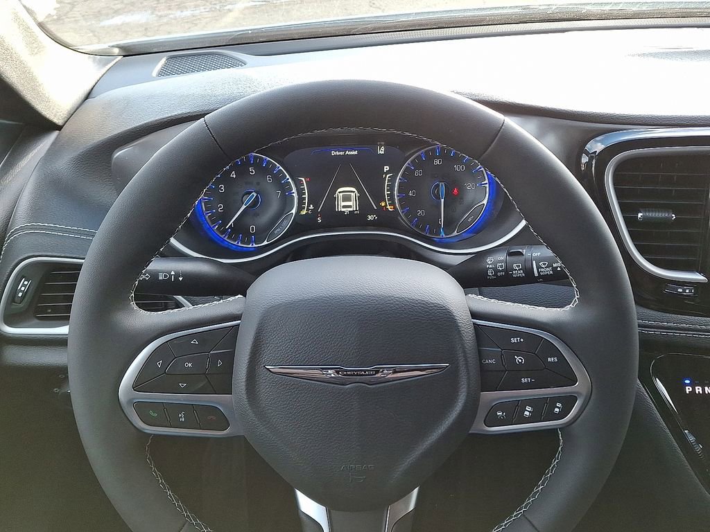 New 2026 Chrysler Pacifica Select image 14