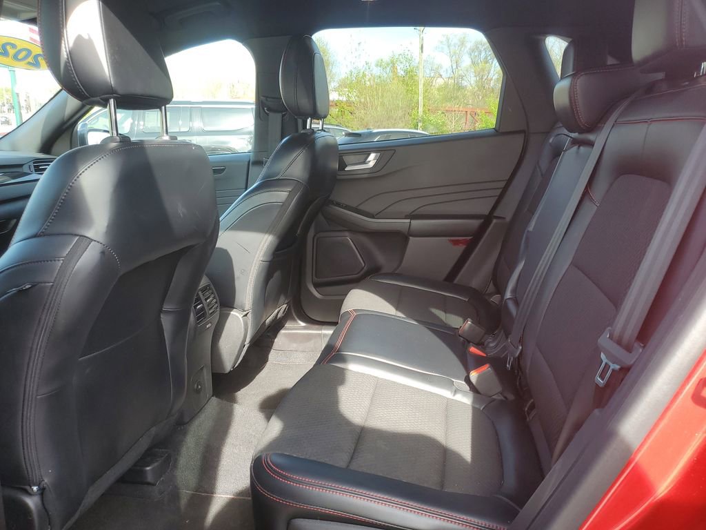 Used 2023 Ford Escape ST-Line AWD/4WD image 24