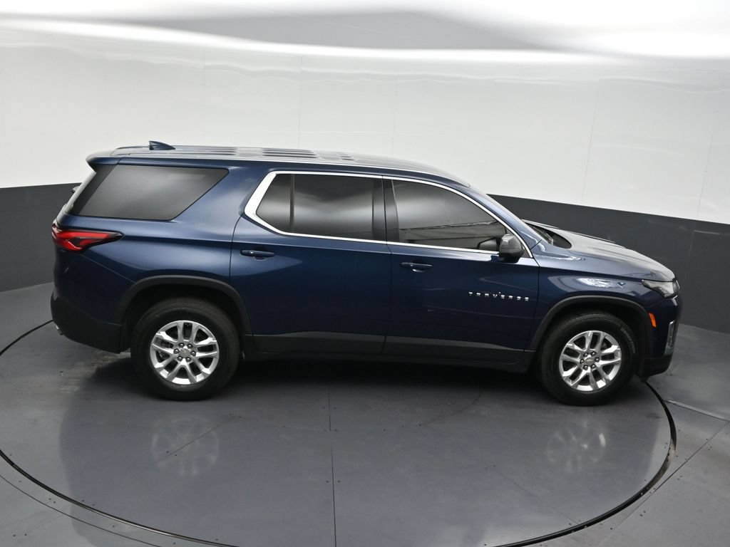 Used 2023 Chevrolet Traverse LS FWD image 21