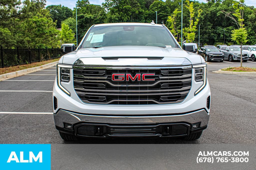 Used 2026 GMC Sierra 1500 SLT AWD/4WD image 9