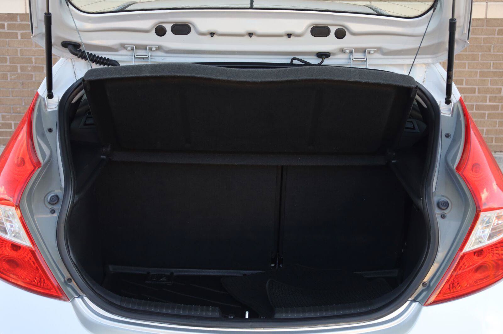 Used 2013 Hyundai Accent GS FWD image 13