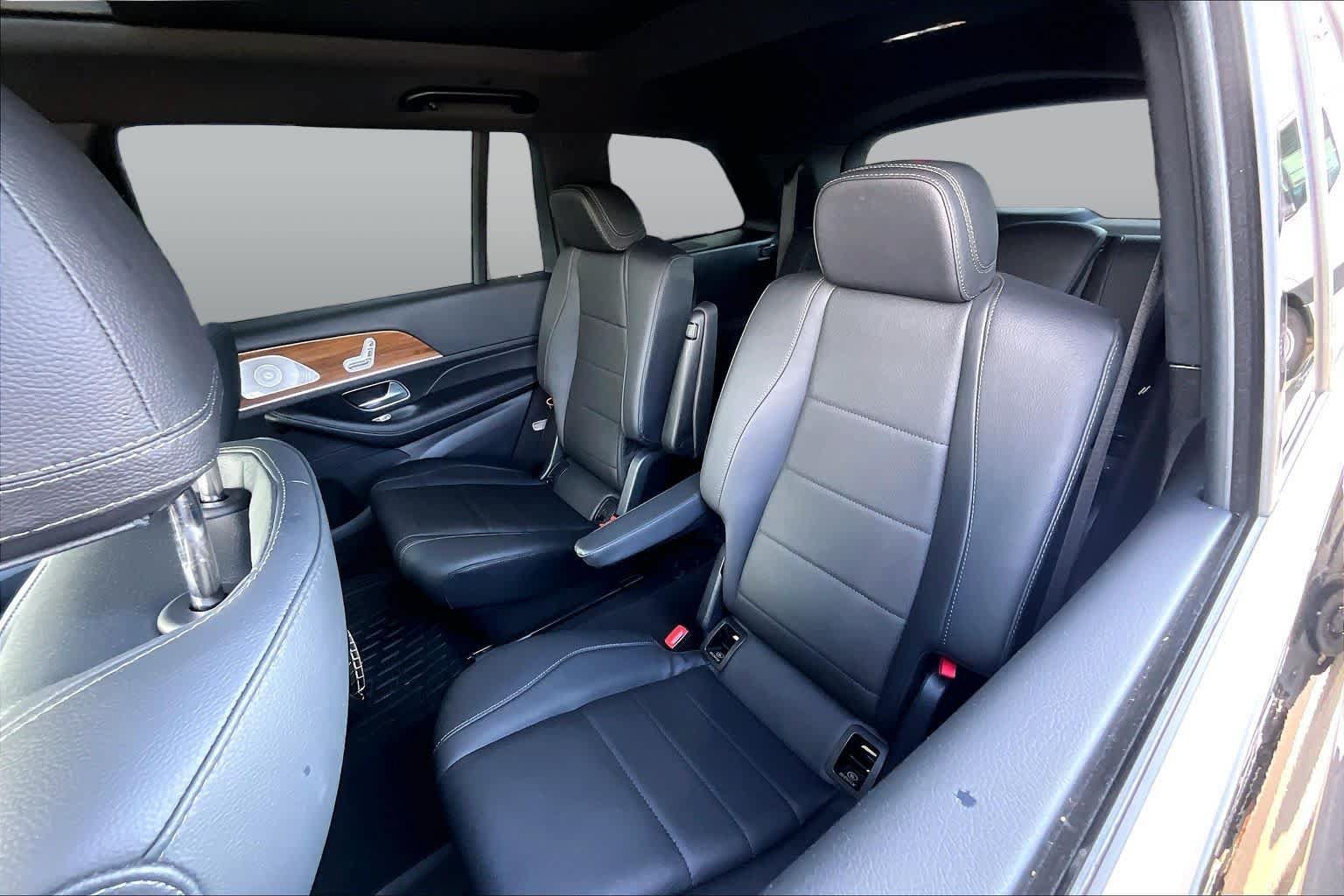 Used 2024 Mercedes-Benz GLS 450 4MATIC image 20