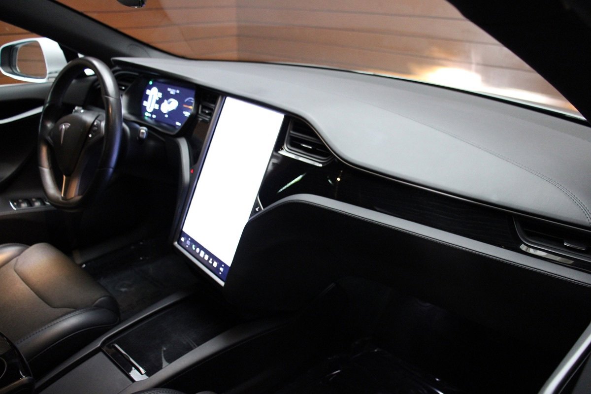 Used 2018 Tesla Model S 75D AWD/4WD image 28