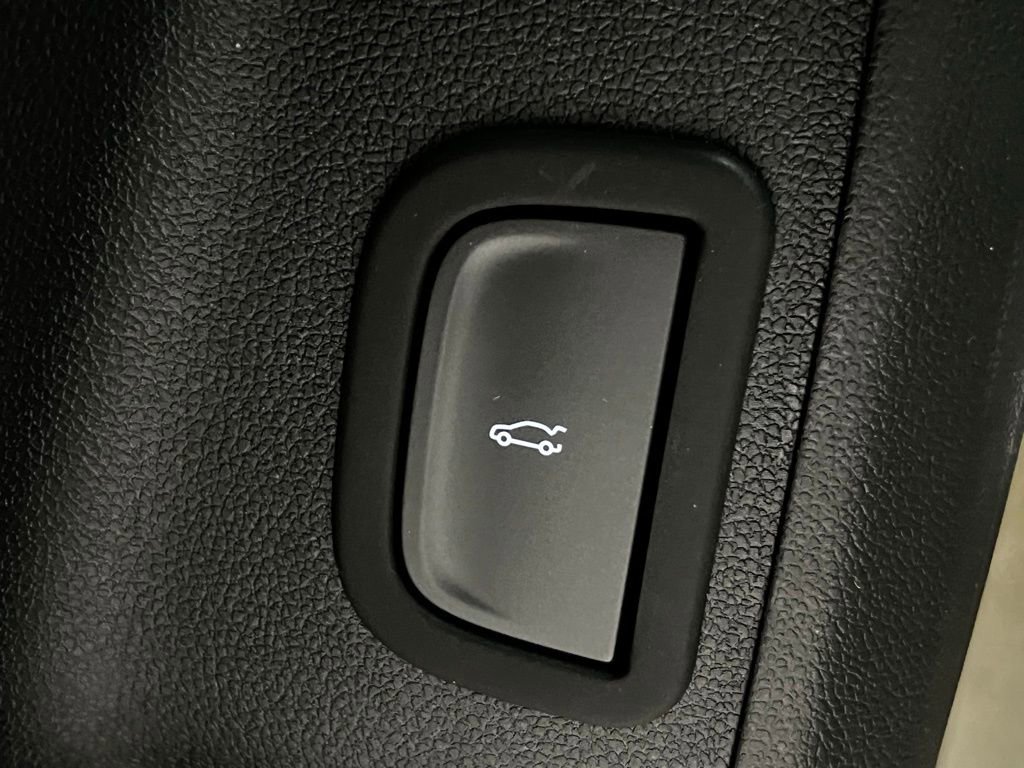 New 2026 Chevrolet Traverse Z71 image 17