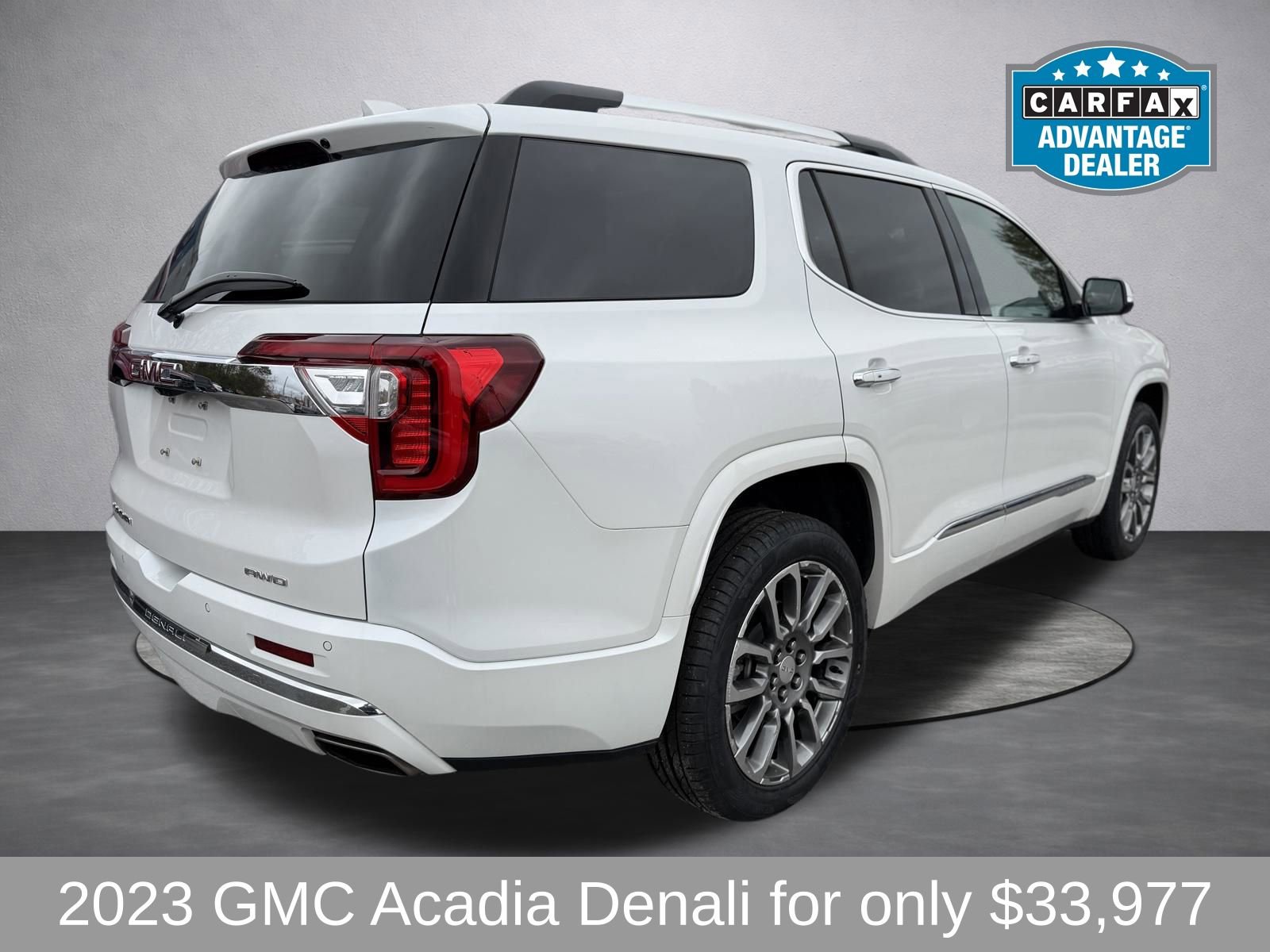 Used 2023 GMC Acadia Denali w/ Denali Ultimate Package AWD/4WD image 6