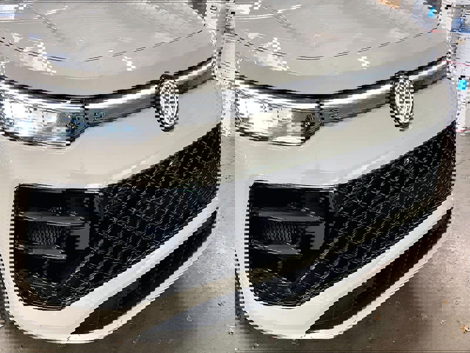 New 2026 Volkswagen Tiguan SEL R-Line image 32