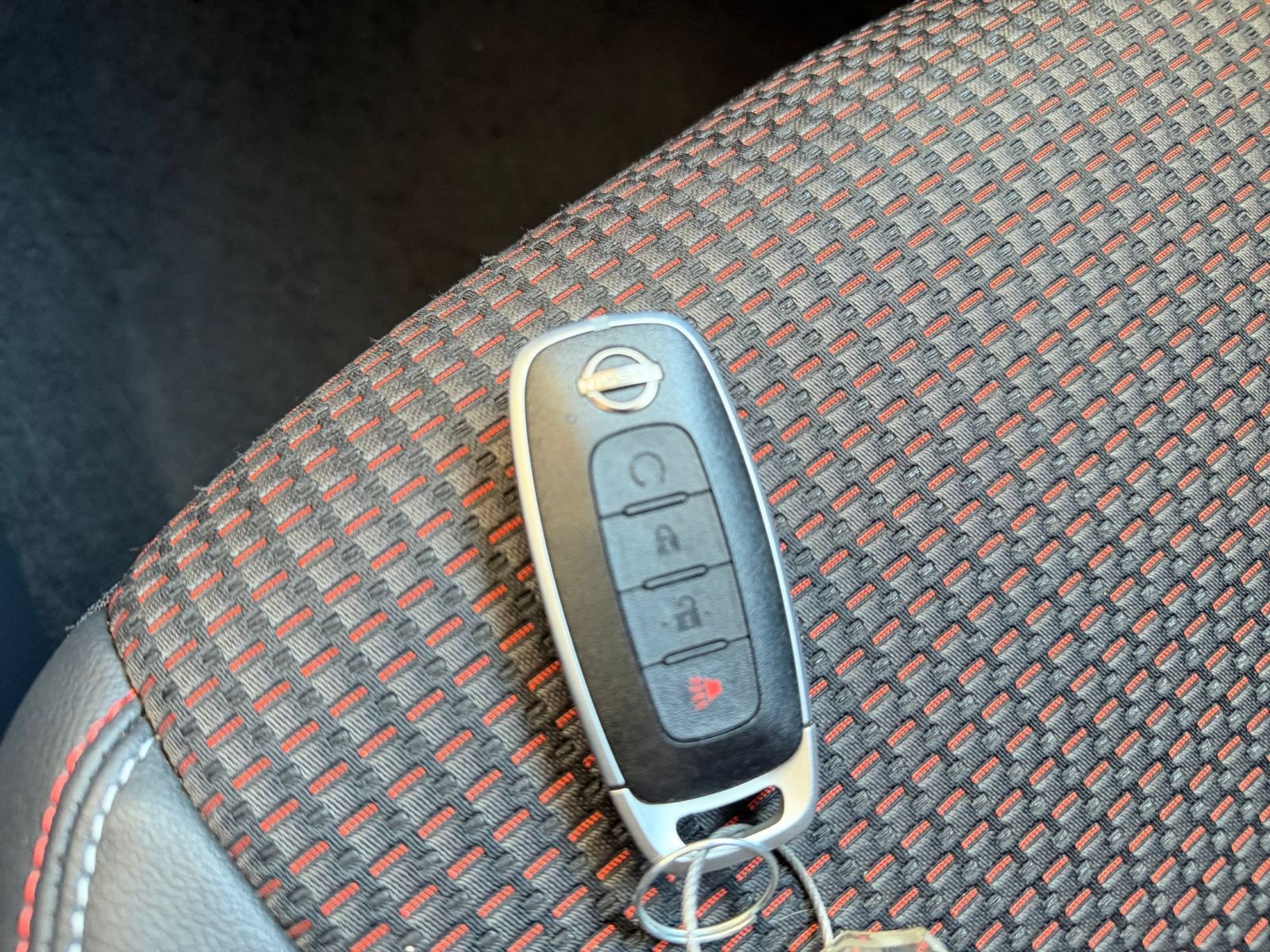 Used 2026 Nissan Kicks SR FWD image 19