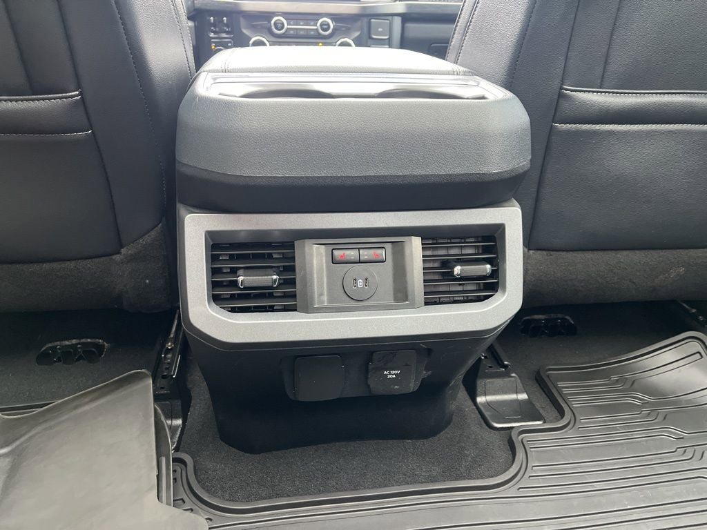 Used 2024 Ford F250 Lariat w/ Lariat Ultimate Package AWD/4WD image 14