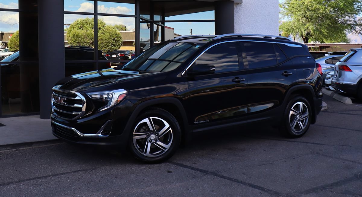 Used 2020 GMC Terrain SLT w/ Preferred Package FWD image 3