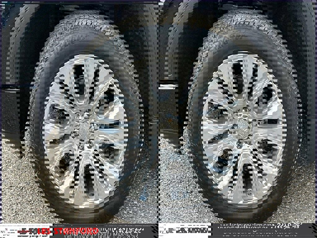 Used 2022 GMC Sierra 1500 Denali w/ Denali Premium Package image 10
