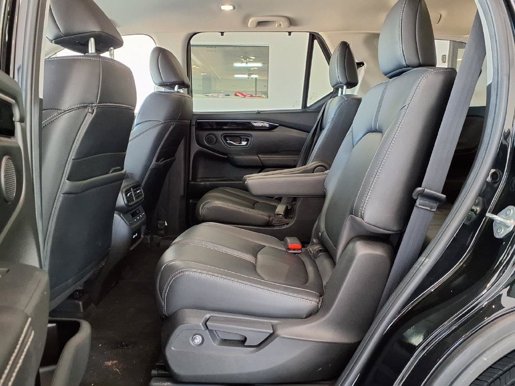 Used 2023 Honda Pilot EX-L image 6