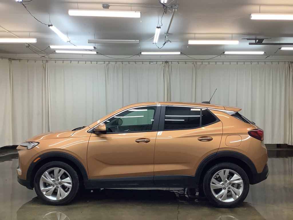 Used 2025 Buick Encore GX Preferred w/ Comfort Package FWD image 10