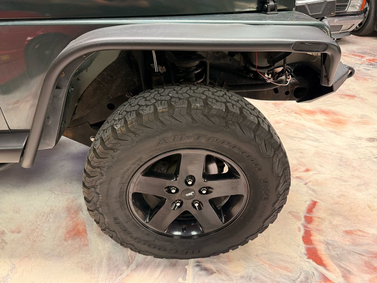 Used 2003 Jeep Wrangler Sahara AWD/4WD image 33