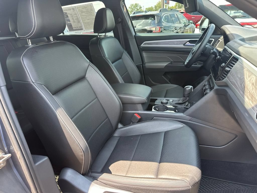 Used 2023 Volkswagen Atlas Cross Sport SE AWD/4WD image 26
