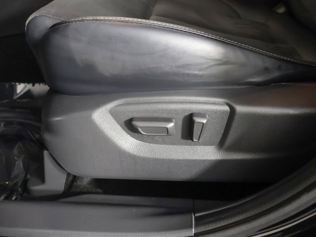 Used 2025 Mitsubishi Eclipse Cross SE image 30