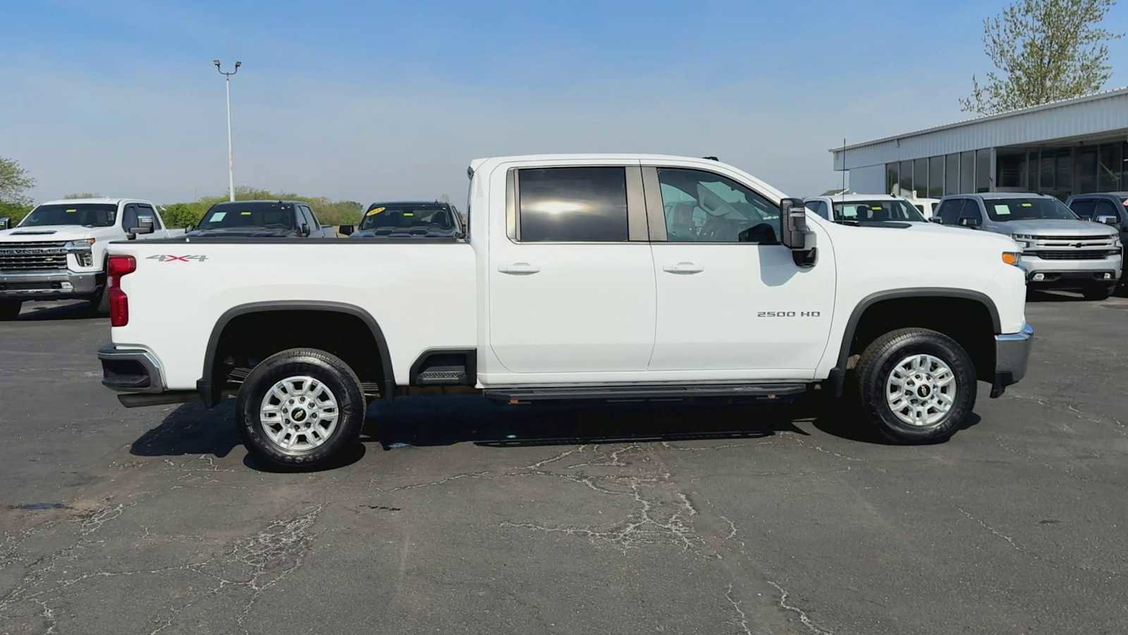 Certified 2022 Chevrolet Silverado 2500 LT w/ Convenience Package AWD/4WD image 9