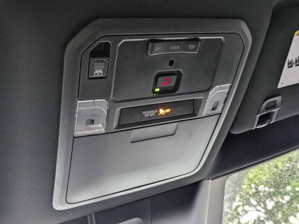 Used 2025 Toyota Tundra SR5 AWD/4WD image 22