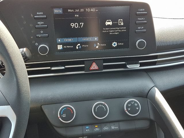 New 2026 Hyundai Elantra SE FWD image 10