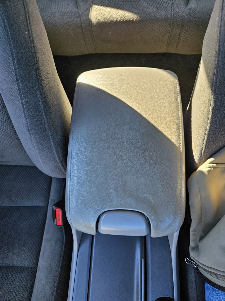 Used 2011 Honda Accord EX image 16