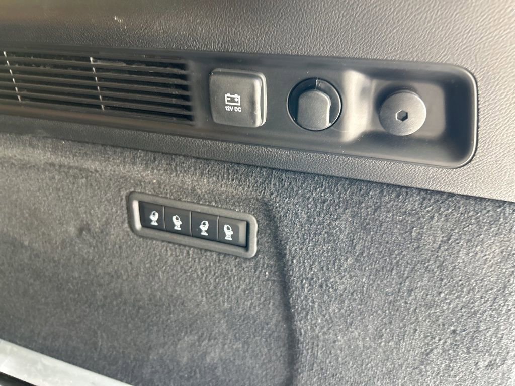 Used 2025 Jeep Grand Wagoneer L Series III w/ Rear Seat Video Group 1 image 56