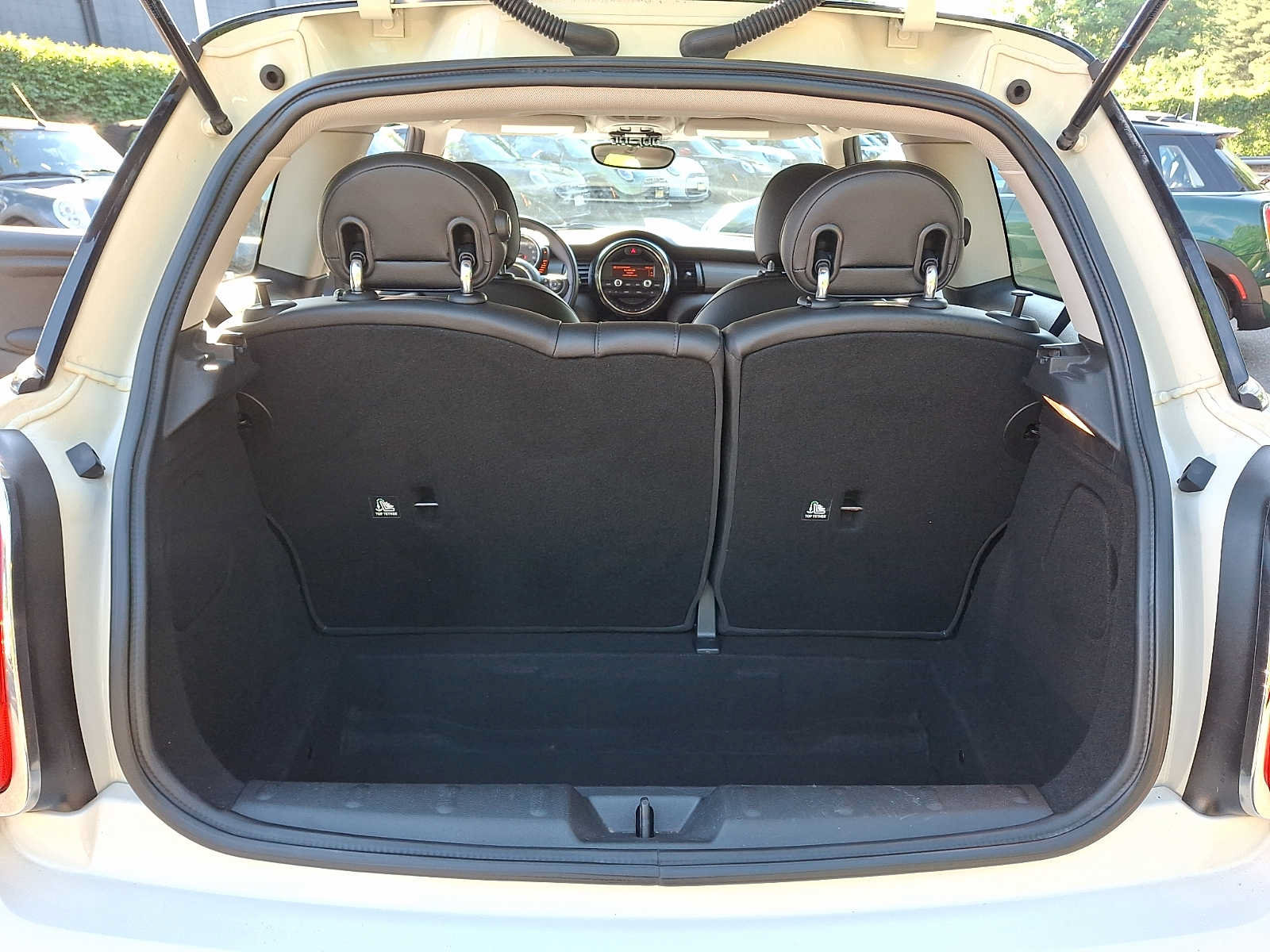 Used 2016 MINI Cooper 2-Door Hardtop FWD image 26