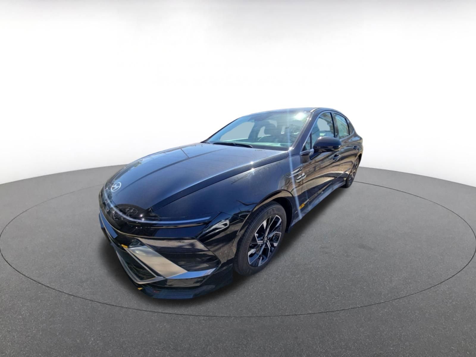 Used 2025 Hyundai Sonata SEL FWD image 3