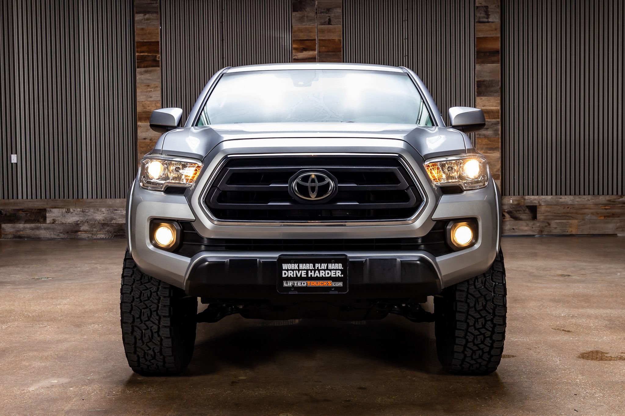 Used 2021 Toyota Tacoma SR5 RWD video 2
