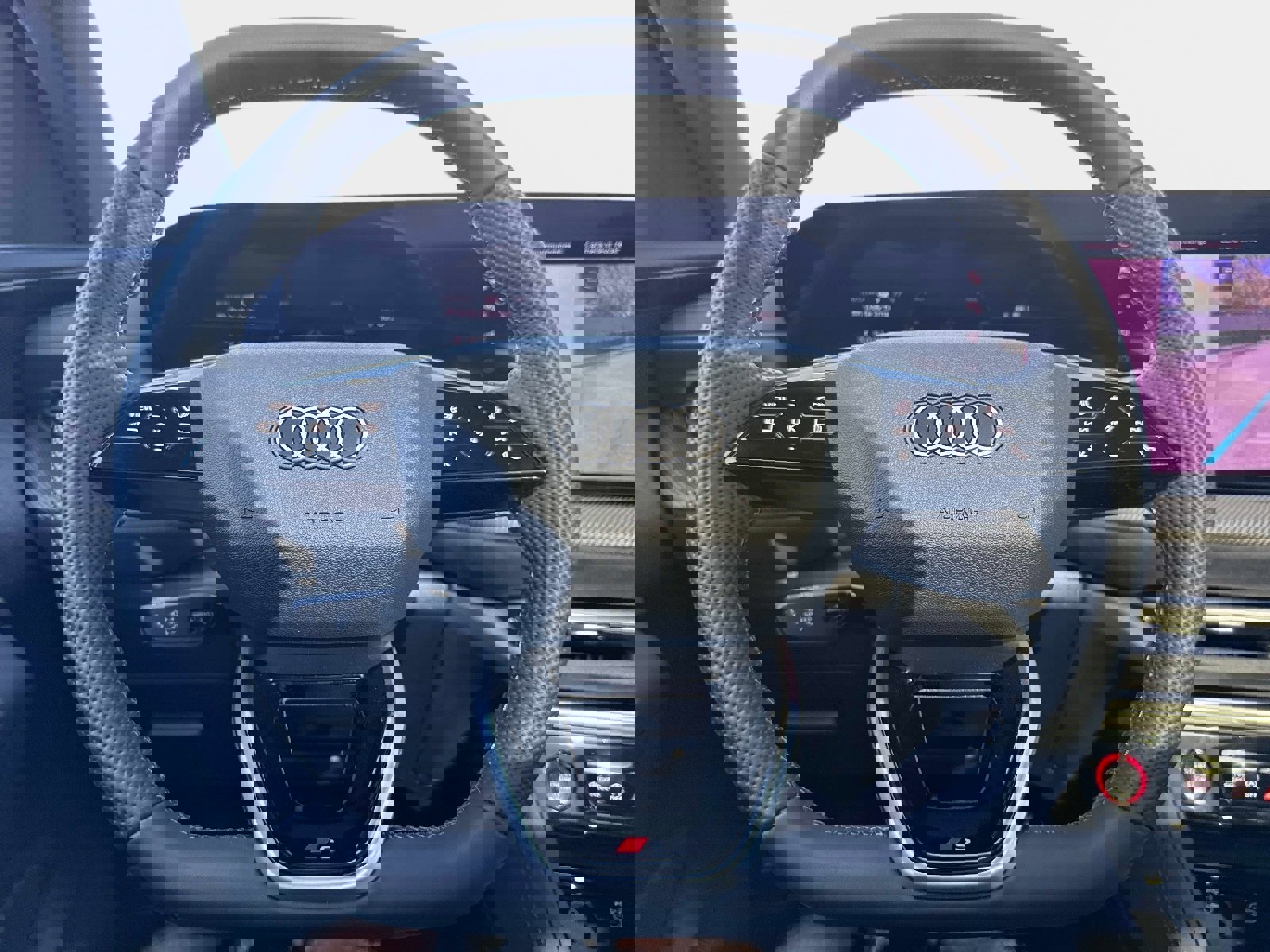 New 2025 Audi SQ5 Premium Plus image 28