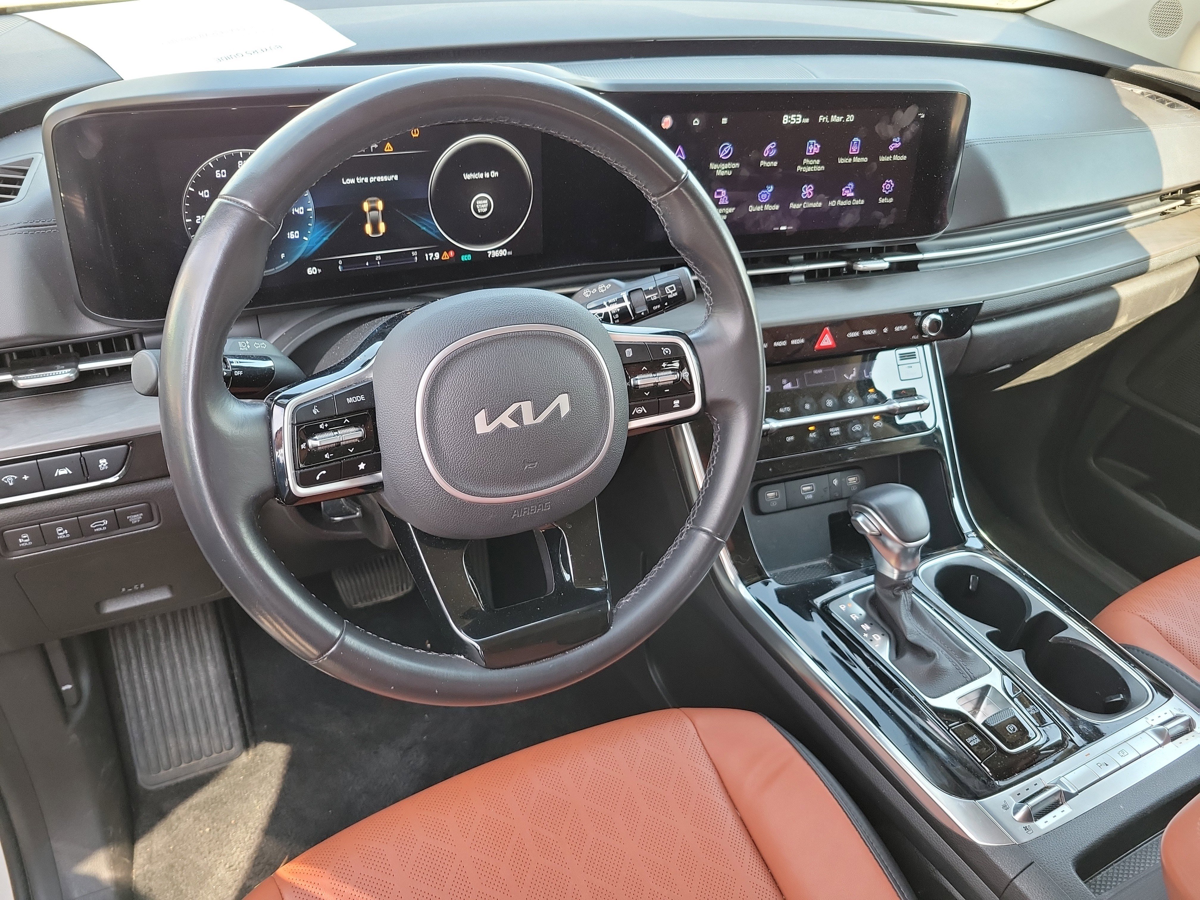 Used 2023 Kia Carnival SX image 2