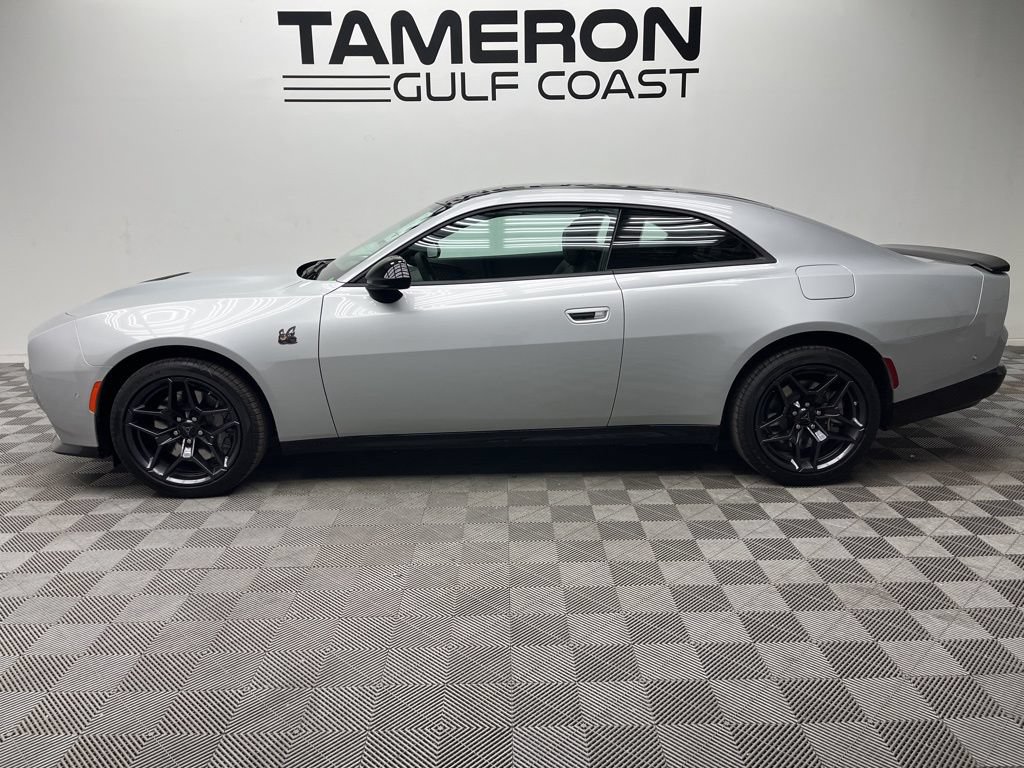 New 2026 Dodge Charger Scat Pack w/ Blacktop Package AWD/4WD image 2
