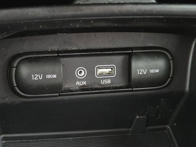 Used 2018 Kia Sorento LX image 5