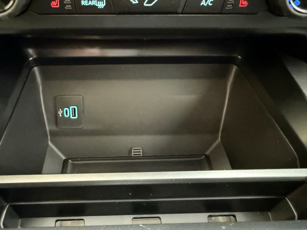 New 2026 Ford F250 XLT w/ XLT Premium Package image 40