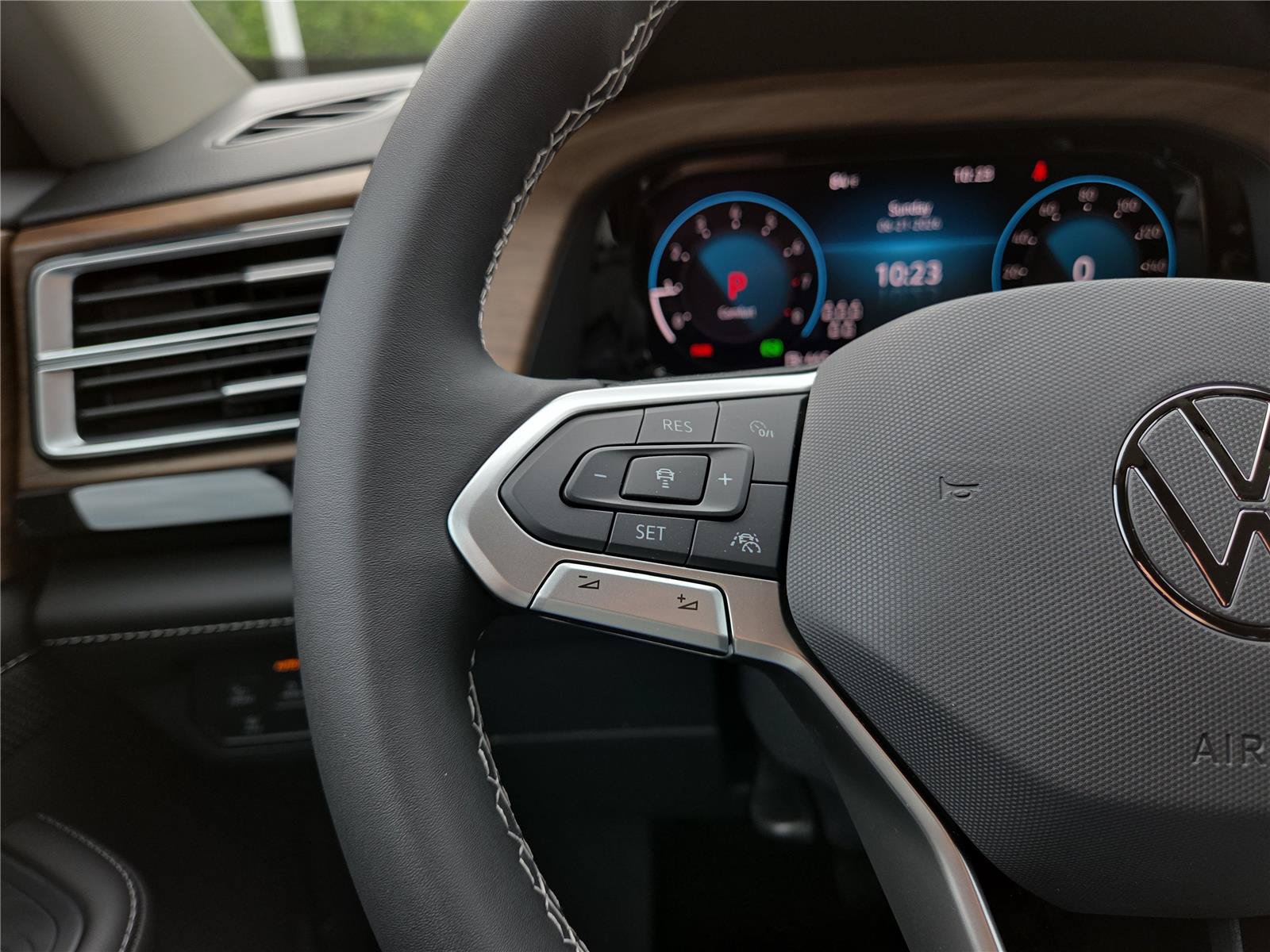 New 2026 Volkswagen Atlas SE AWD/4WD image 15