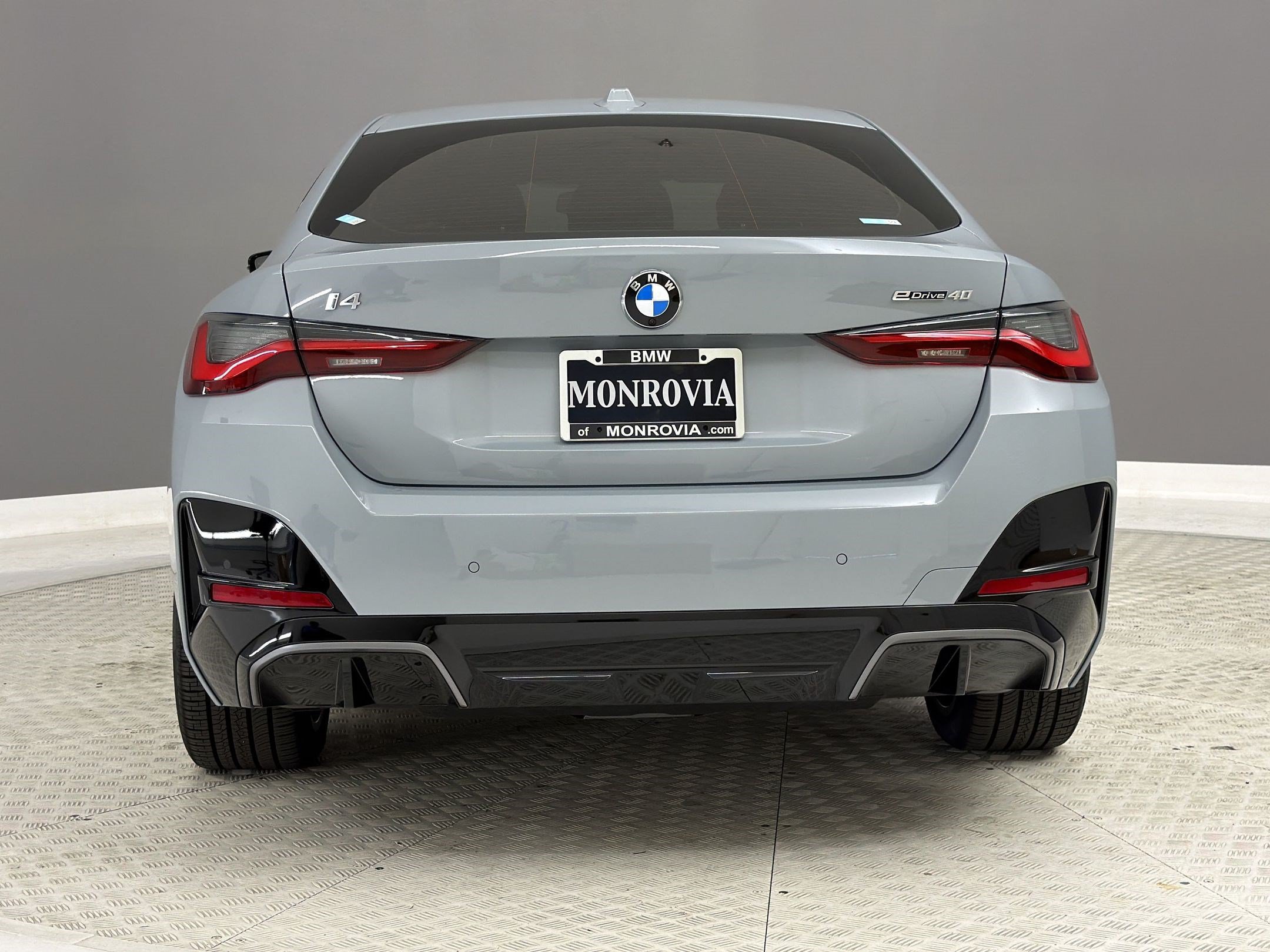 New 2026 BMW i4 eDrive40 w/ M Sport Package RWD image 10