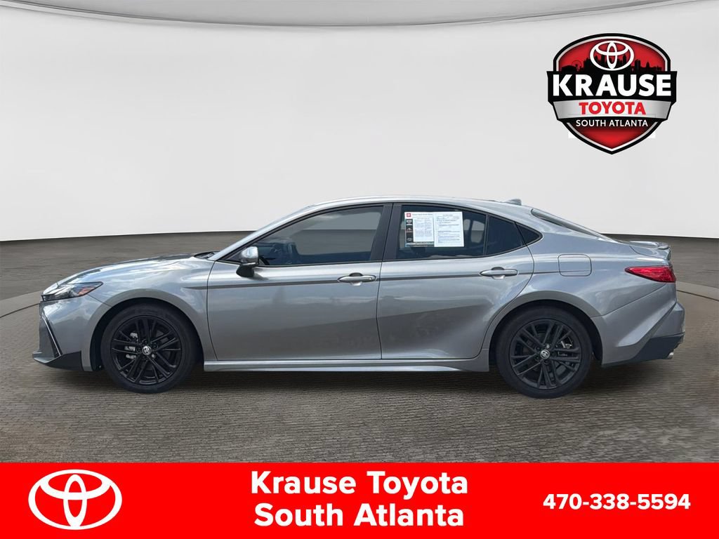 Used 2025 Toyota Camry SE w/ Convenience Package FWD image 8