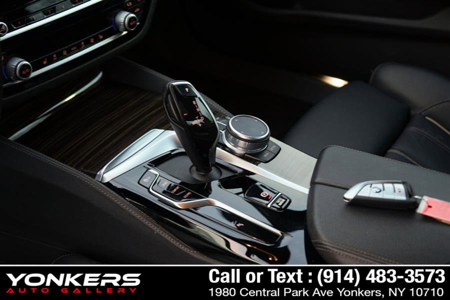 Used 2022 BMW 540i xDrive w/ M Sport Package image 52