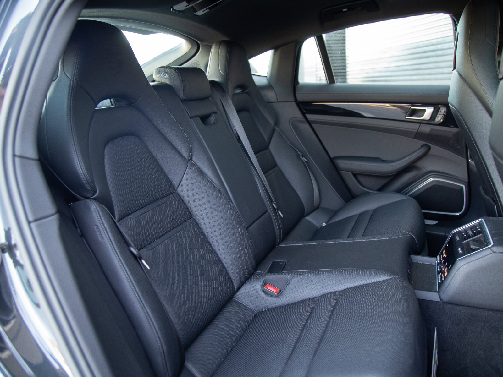 Certified 2023 Porsche Panamera 4 AWD/4WD image 12
