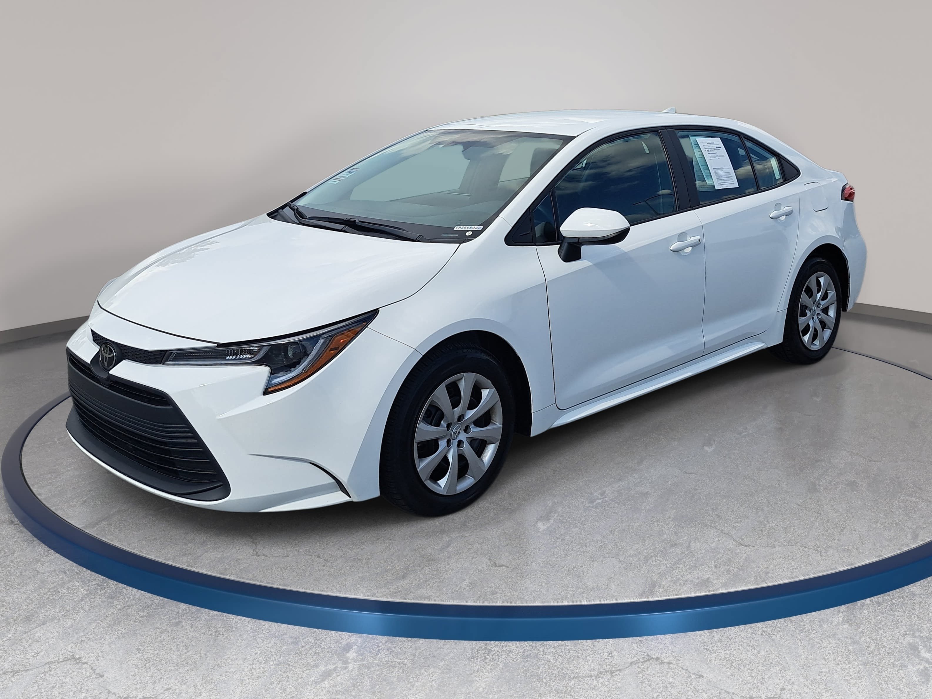 Used 2026 Toyota Corolla LE FWD image 1