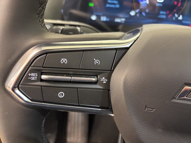 New 2026 Chevrolet Equinox LT w/ Convenience Package II image 30