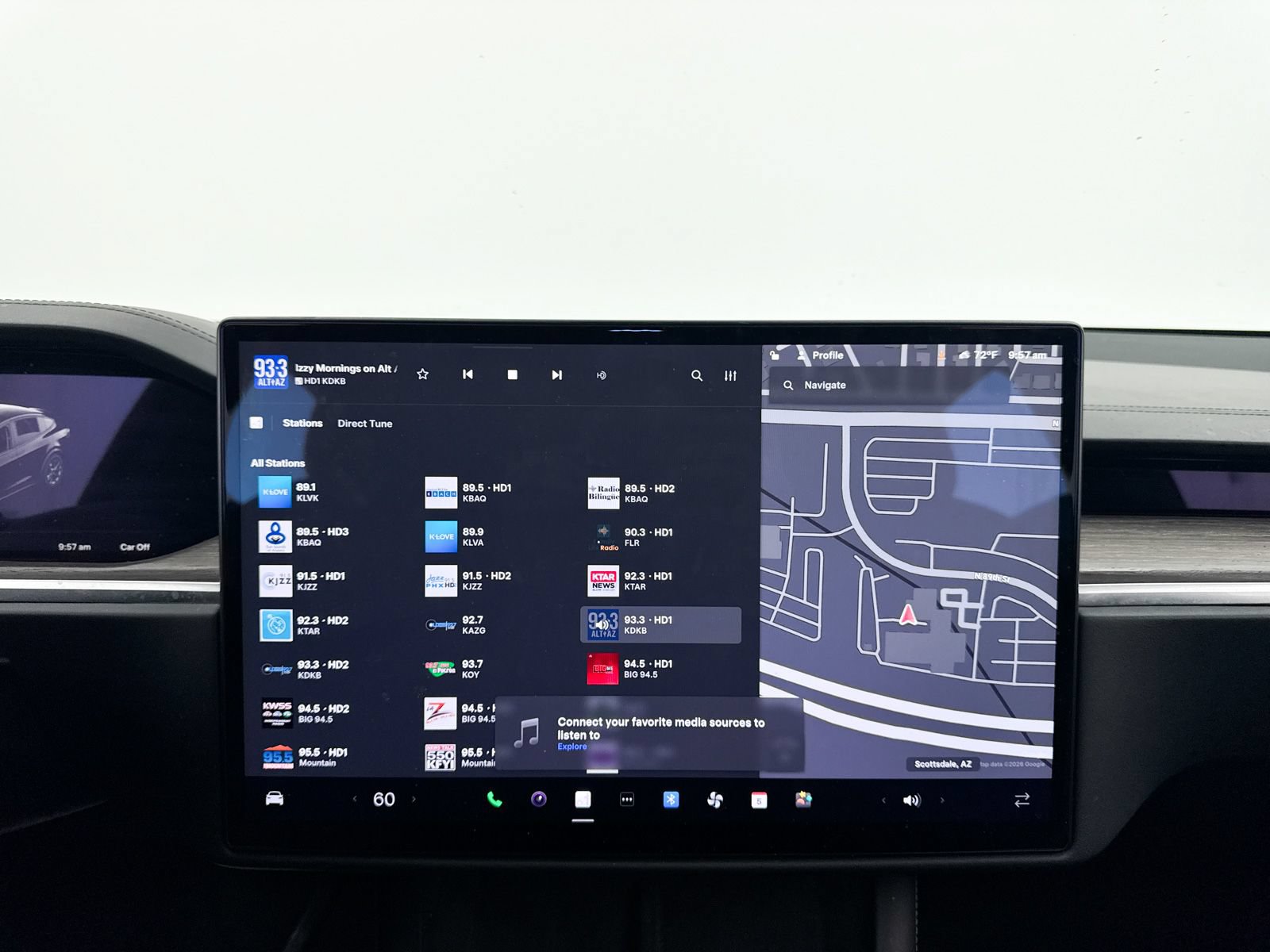 Used 2023 Tesla Model X AWD/4WD image 23