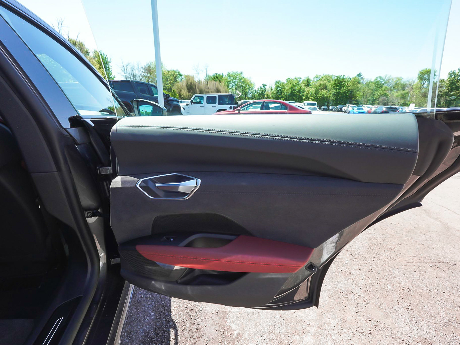 Used 2024 Audi e-tron GT Premium Plus AWD/4WD image 12