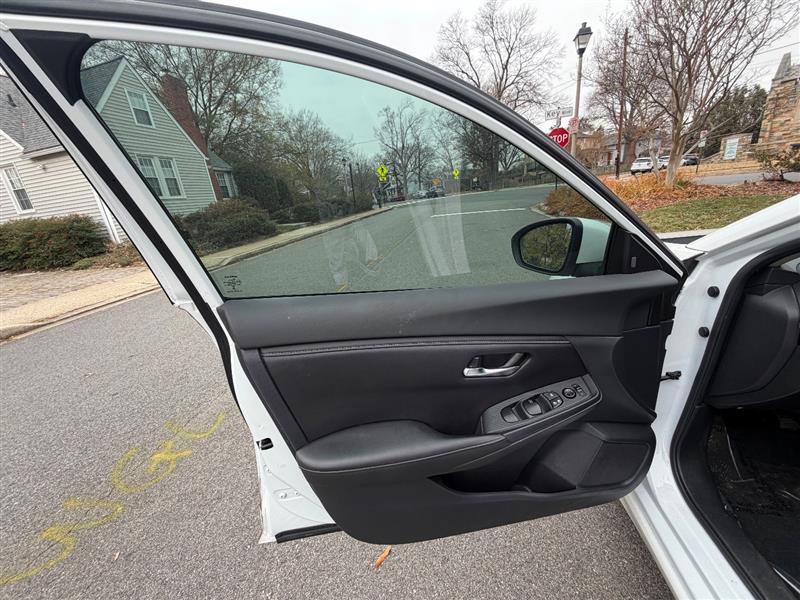 Used 2023 Nissan Sentra SV w/ All-Weather Package image 31