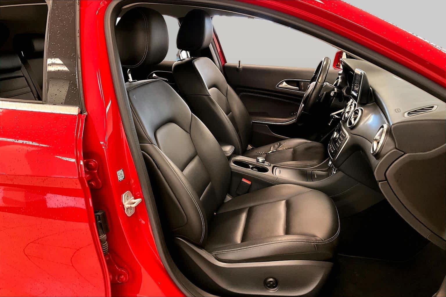 Used 2015 Mercedes-Benz GLA 250 image 8